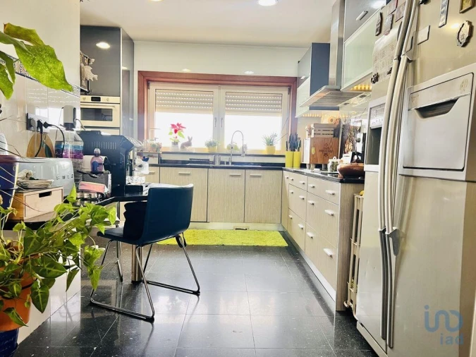 Moradia T4 para Venda em Modivas Foto 2