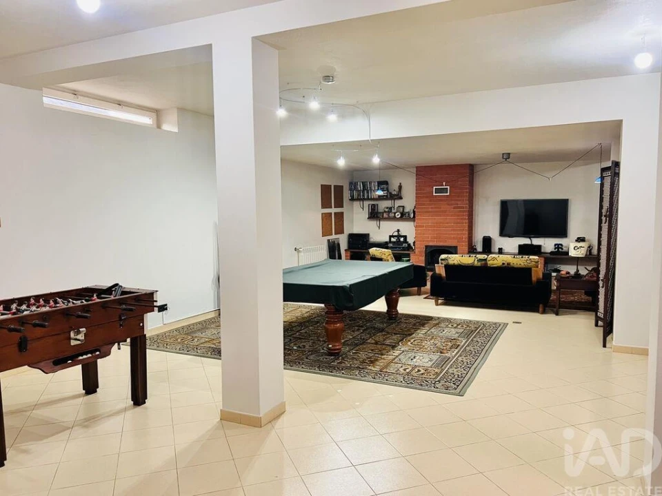 Moradia T4 para Venda em Modivas Foto 21