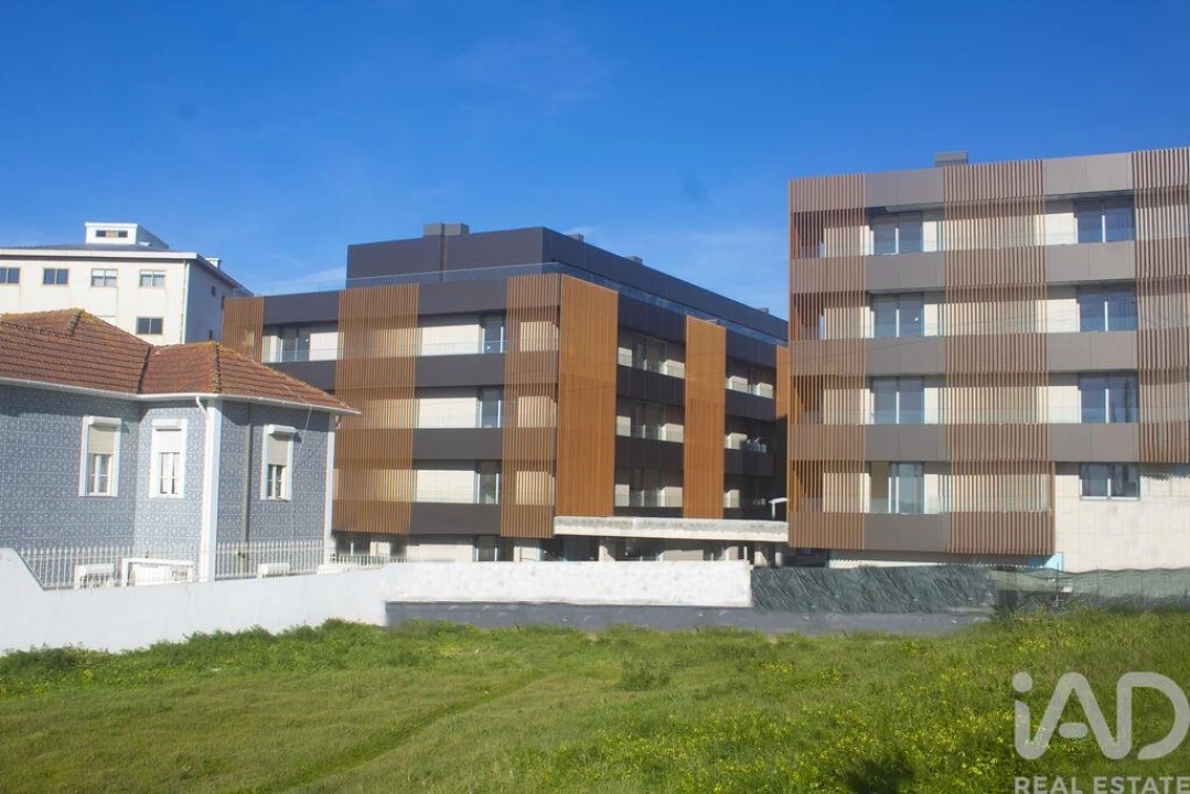 Apartamento T3 para Venda em Espinho Foto 23