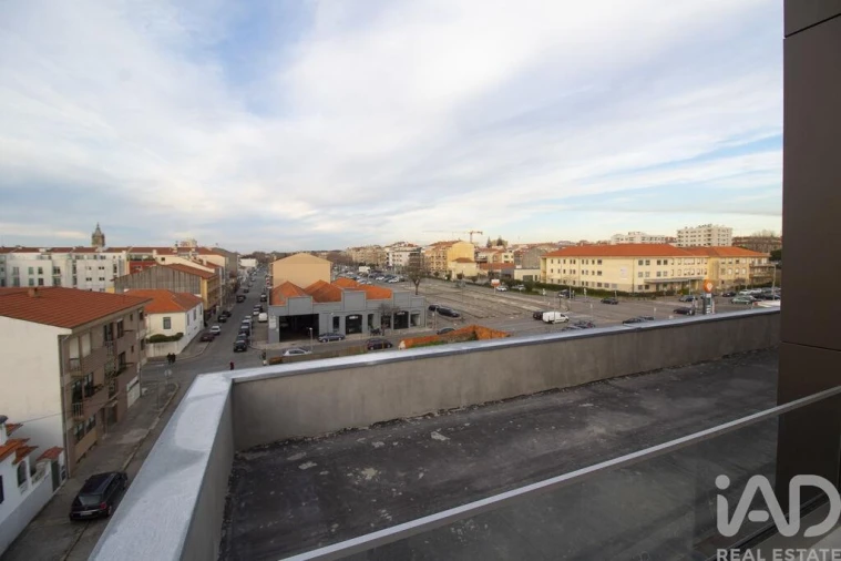 Apartamento T3 para Venda em Espinho Foto 25