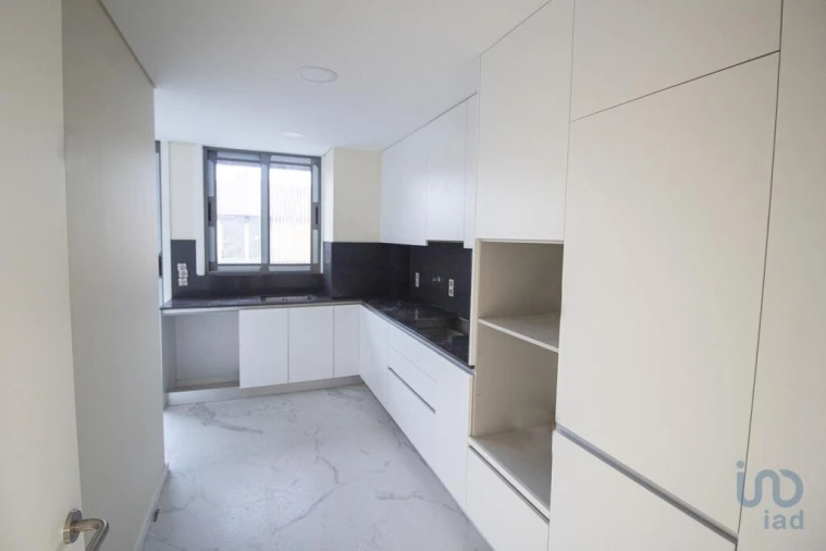 Apartamento T3 para Venda em Espinho Foto 6