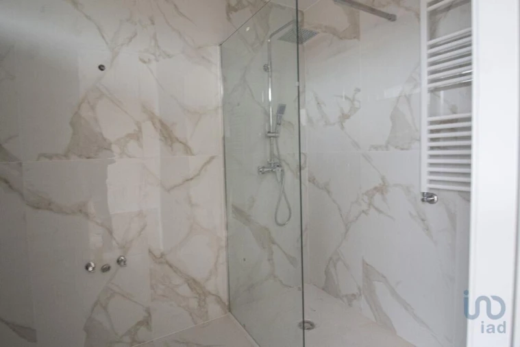 Apartamento T3 para Venda em Espinho Foto 12
