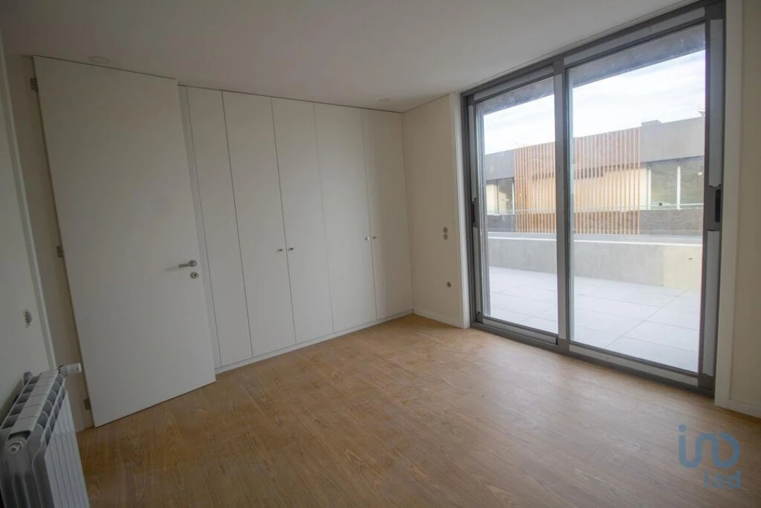 Apartamento T3 para Venda em Espinho Foto 11
