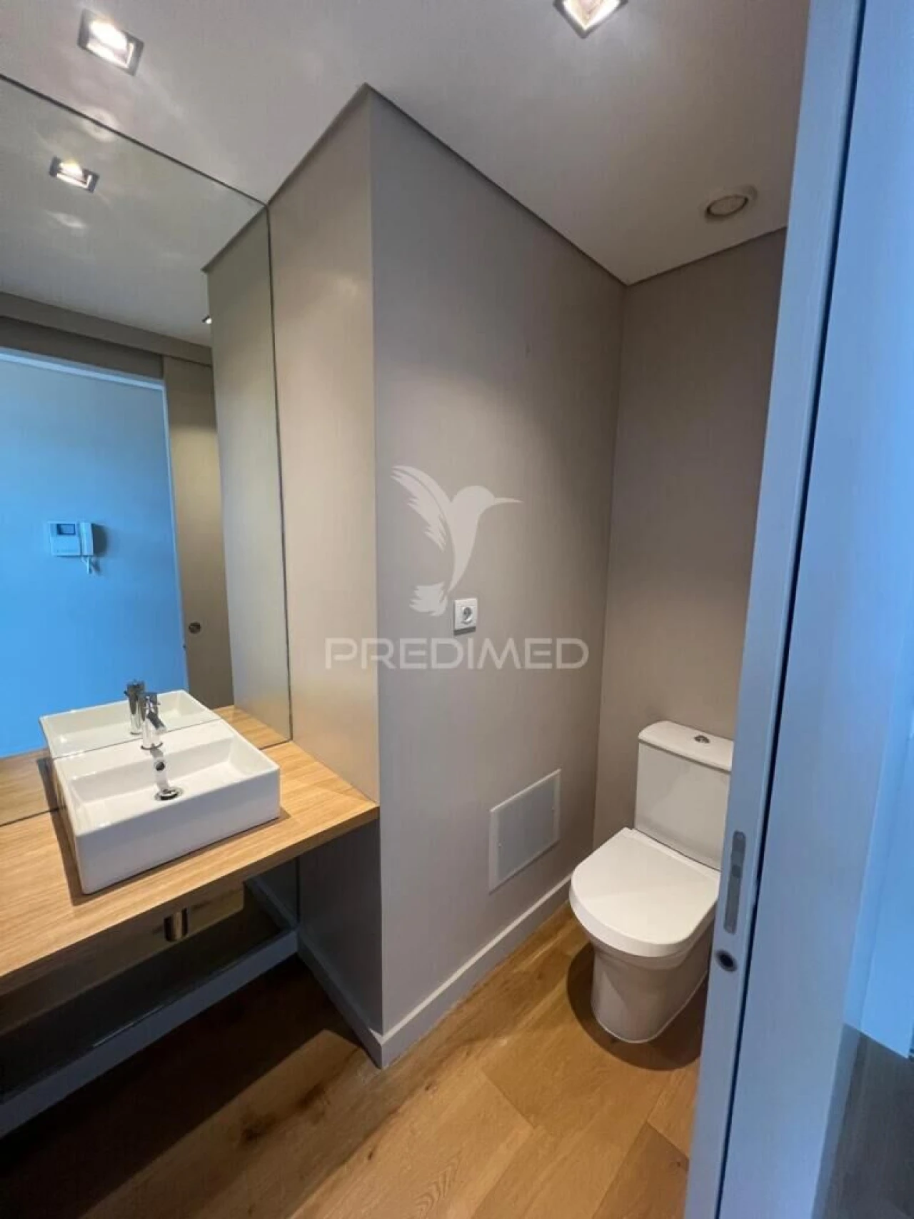 Apartamento para Venda em Mafamude e Vilar do Paraíso Foto 10