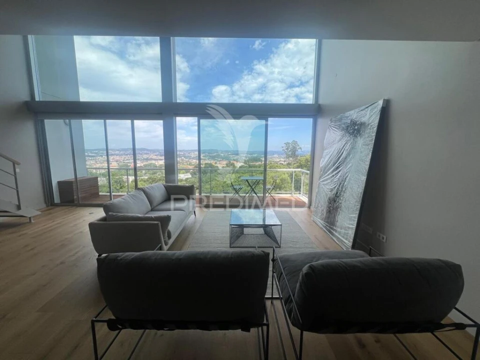 Apartamento para Venda em Mafamude e Vilar do Paraíso Foto 1