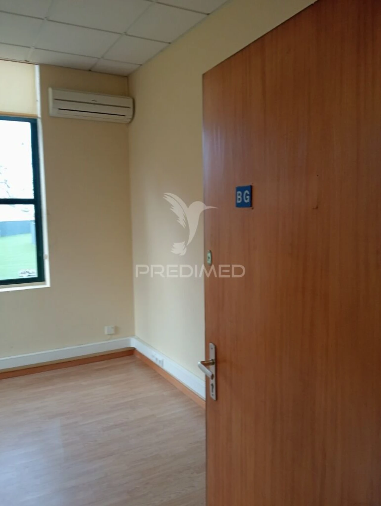 Escritório para Arrendamento em Paranhos Foto 4