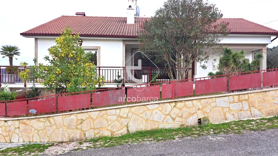 Moradia T4 para Venda em Paredes de Coura e Resende Foto 32