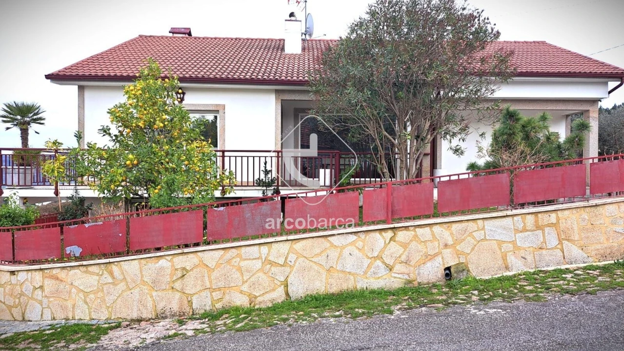 Moradia T4 para Venda em Paredes de Coura e Resende Foto 5