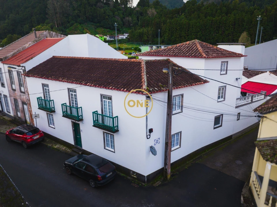 Moradia T3 para Venda em Furnas Foto 1