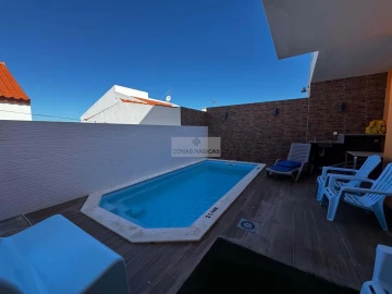 Moradia T8 para Venda em Vila de Sagres
