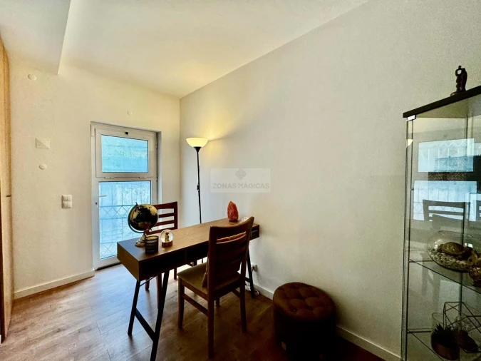 Negócio para Venda em Lagos (São Sebastião e Santa Maria) Foto 9