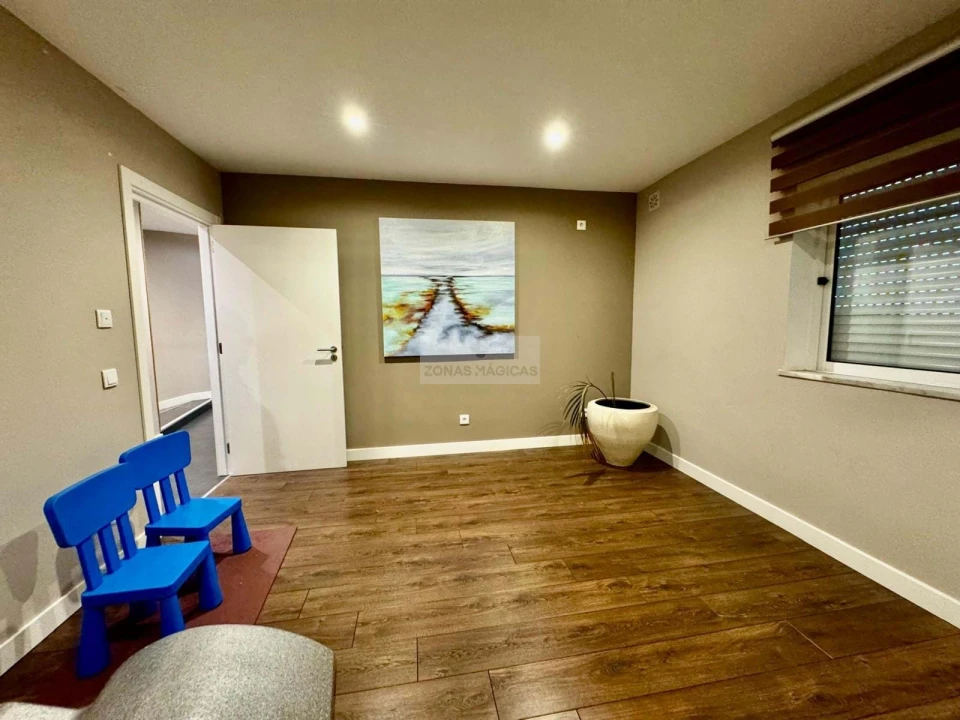 Negócio para Venda em Lagos (São Sebastião e Santa Maria) Foto 20