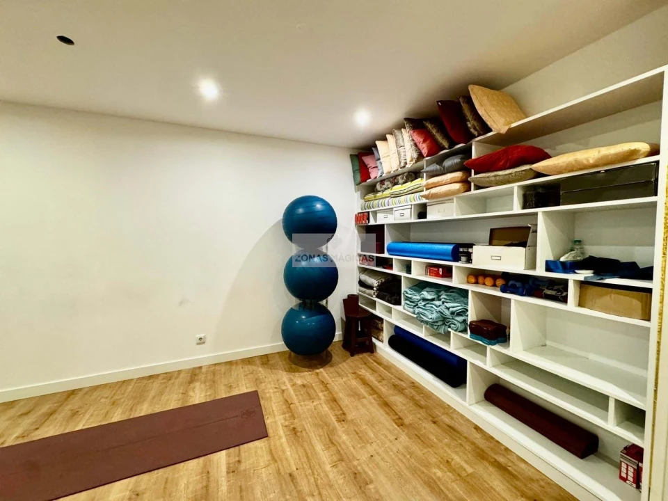 Negócio para Venda em Lagos (São Sebastião e Santa Maria) Foto 17