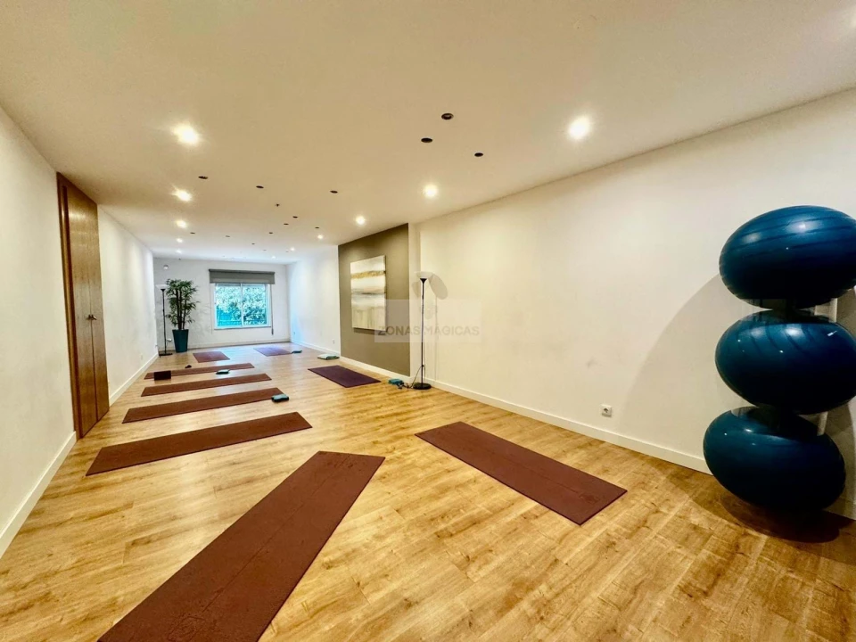 Negócio para Venda em Lagos (São Sebastião e Santa Maria) Foto 18