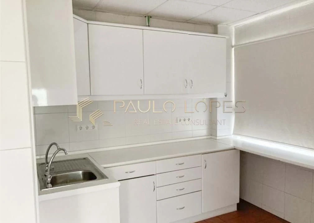 Negócio para Venda em Avenidas Novas Foto 8