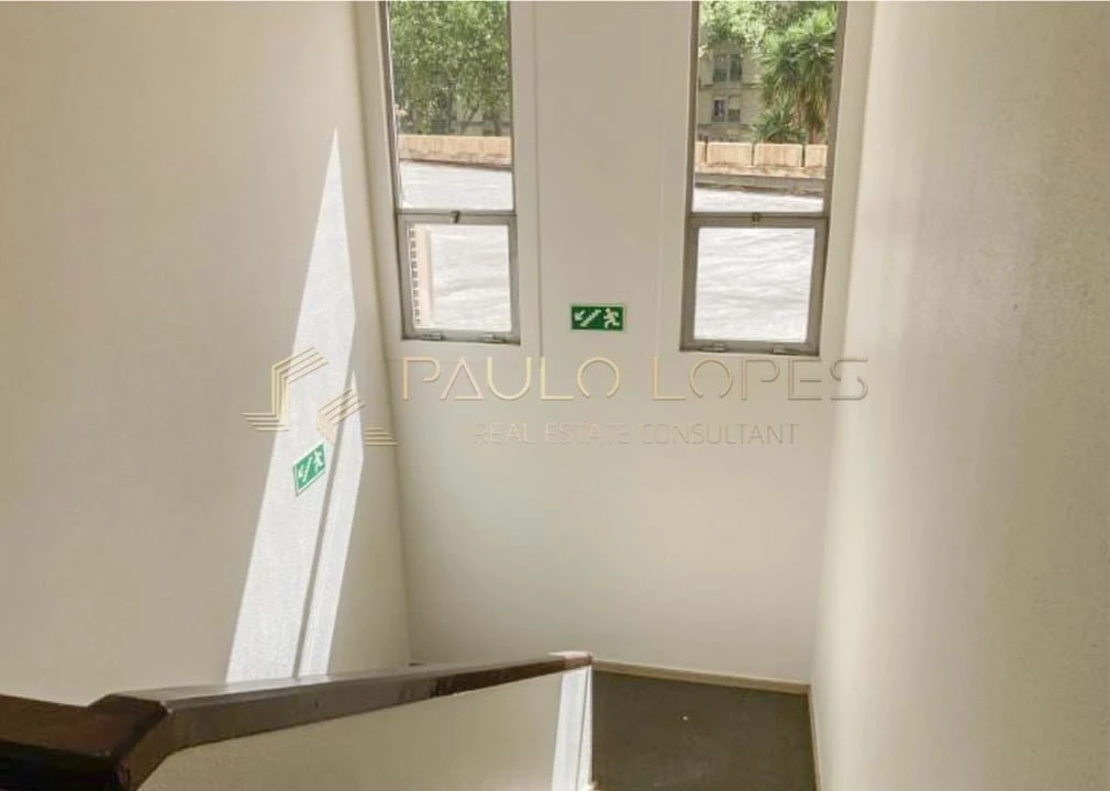 Negócio para Venda em Avenidas Novas Foto 24