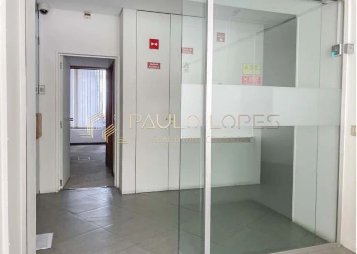 Negócio para Venda em Avenidas Novas Foto 28