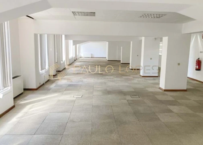 Negócio para Venda em Avenidas Novas Foto 3