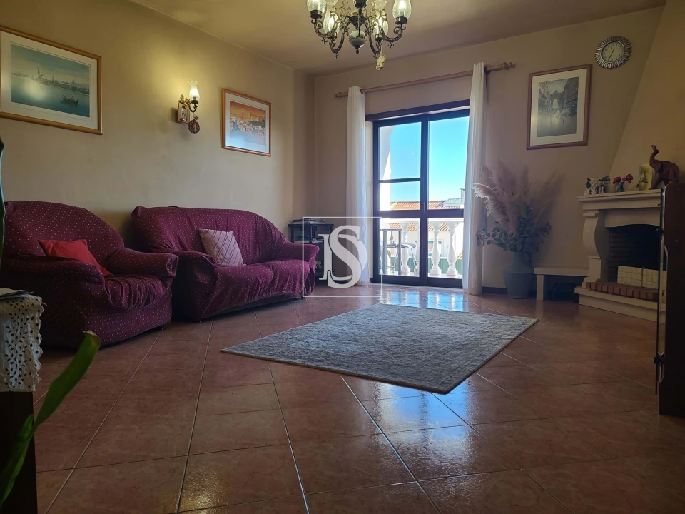 Moradia T3 para Venda em Aveiras de Baixo Foto 16