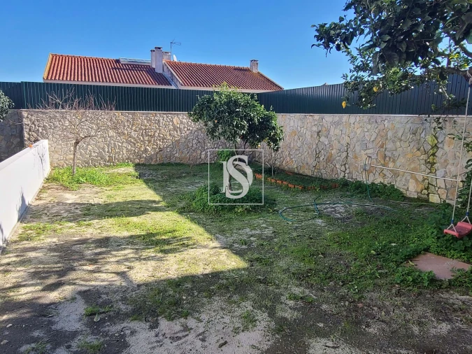 Moradia T3 para Venda em Aveiras de Baixo Foto 4