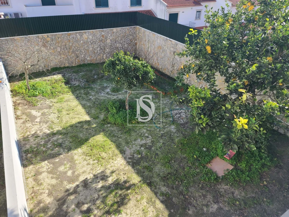 Moradia T3 para Venda em Aveiras de Baixo Foto 24