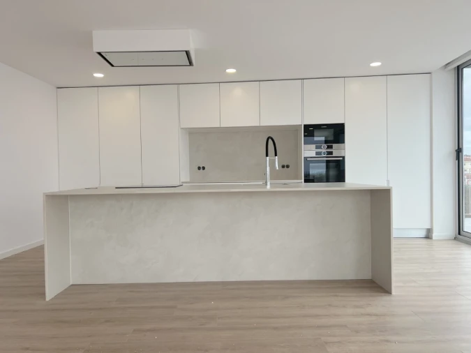 Apartamento T4 para Venda em Silvalde Foto 2