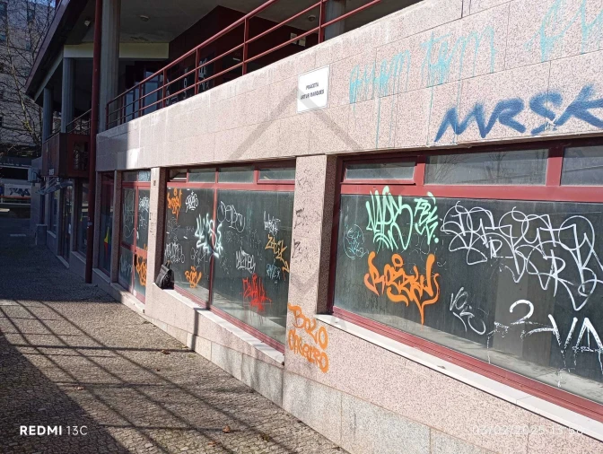 Loja para Venda em Cidade da Maia Foto 5