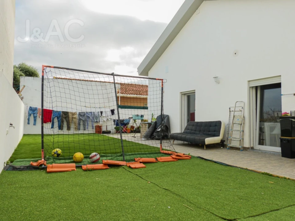 Moradia T4 para Venda em São Domingos de Rana Foto 3