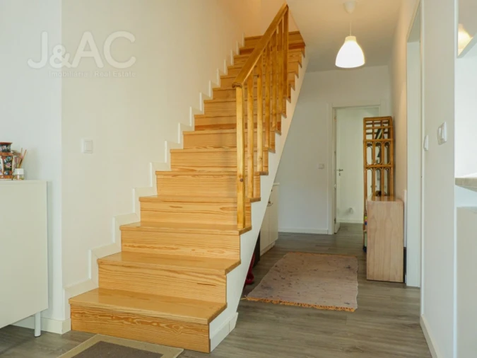 Moradia T4 para Venda em São Domingos de Rana Foto 13