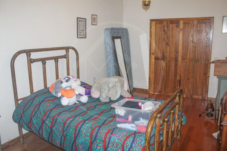 Moradia T4 para Venda em Costa Foto 11