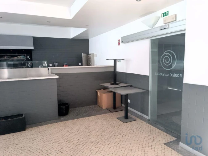 Loja para Venda em Carnaxide e Queijas Foto 7