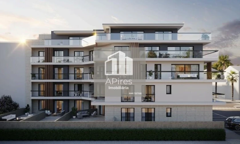 Apartamento T3 para Venda em Costa da Caparica Foto 2