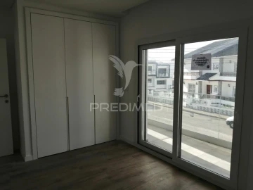 Moradia T4 para Venda em Corroios