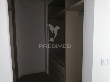 Moradia T4 para Venda em Corroios