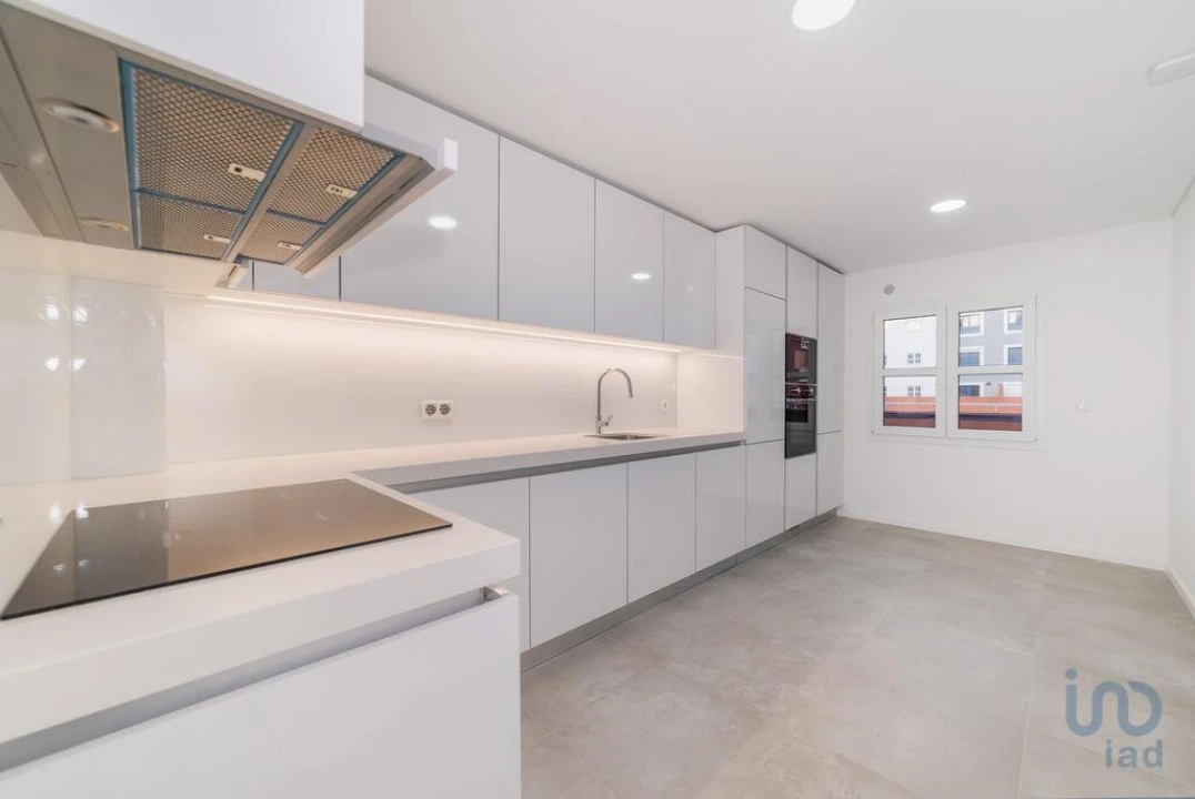 Apartamento T3 para Venda em Venteira Foto 9