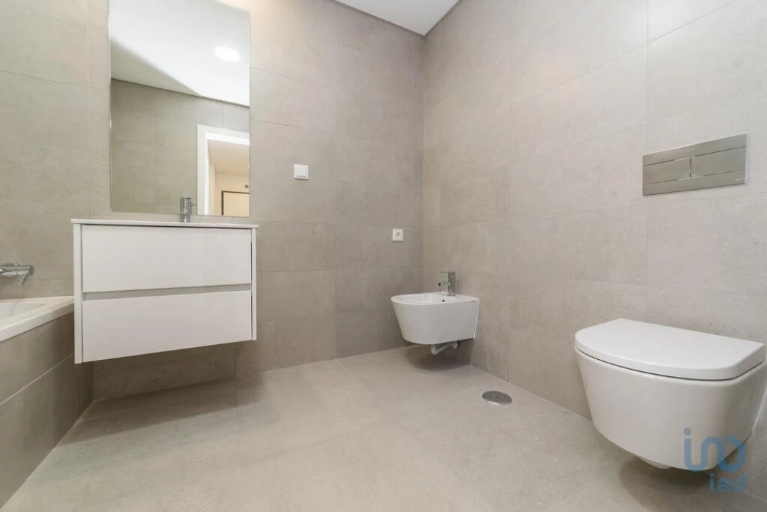 Apartamento T3 para Venda em Venteira Foto 15