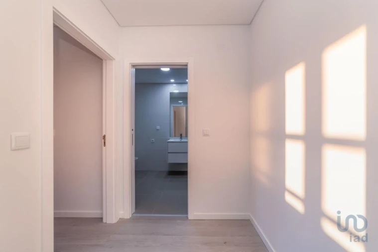 Apartamento T3 para Venda em Venteira Foto 14