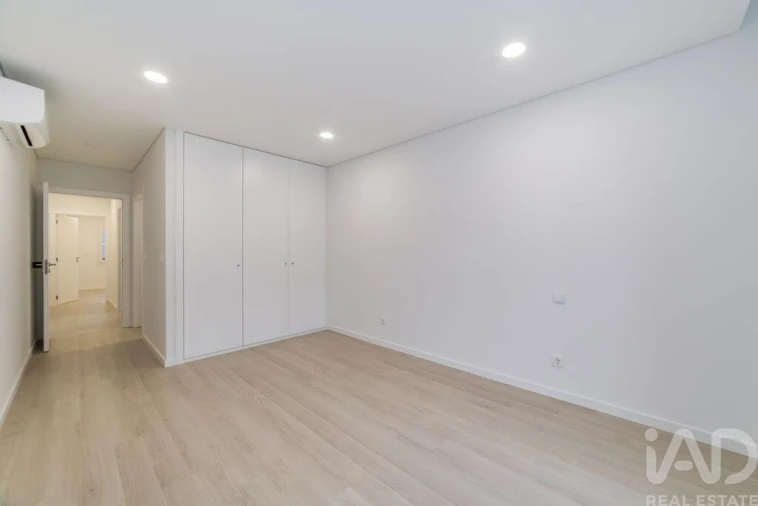Apartamento T3 para Venda em Venteira Foto 17