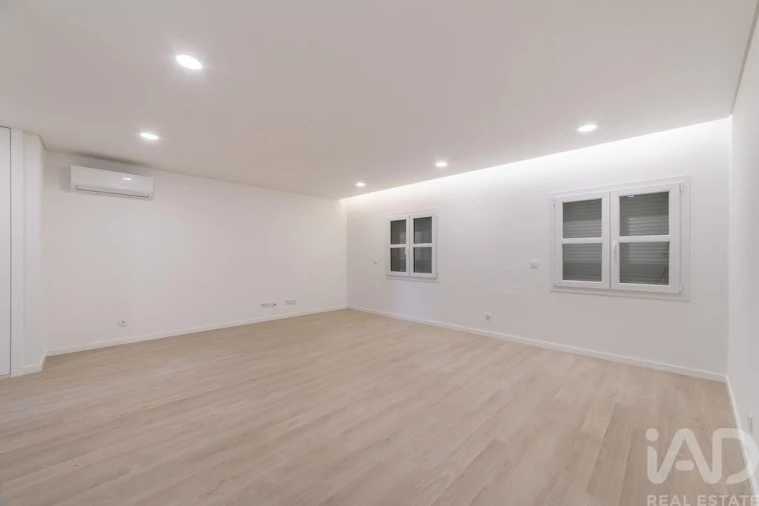 Apartamento T3 para Venda em Venteira Foto 20