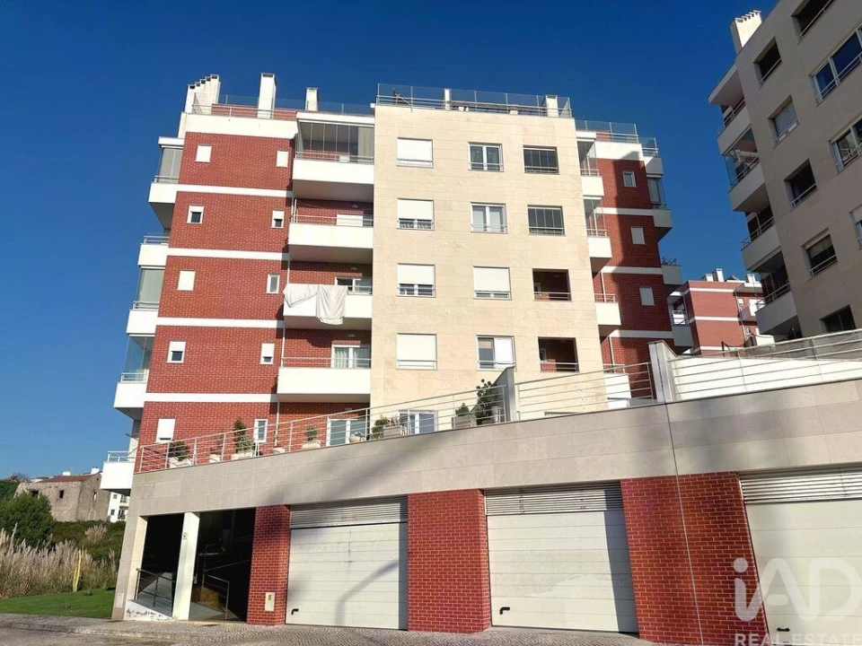 Apartamento T2 para Venda em Tavarede Foto 2