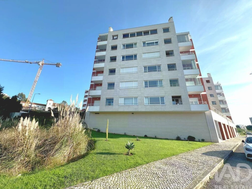 Apartamento T2 para Venda em Tavarede Foto 4