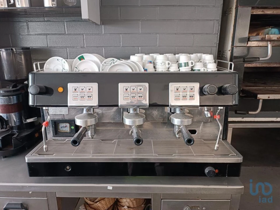 Loja para Arrendamento em Carnaxide e Queijas Foto 8