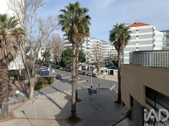 Loja para Arrendamento em Carnaxide e Queijas Foto 26