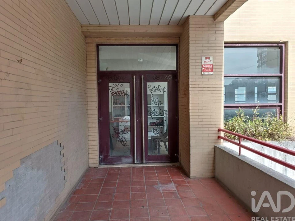 Loja para Arrendamento em Carnaxide e Queijas Foto 23