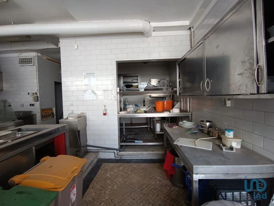 Loja para Arrendamento em Carnaxide e Queijas Foto 9