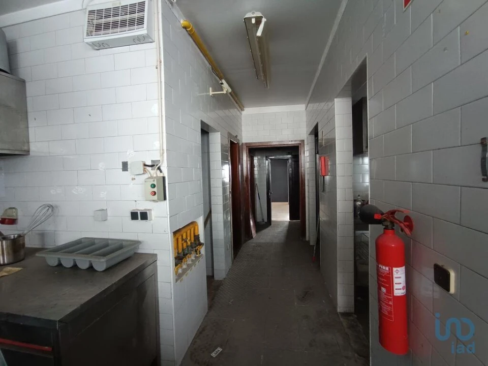 Loja para Arrendamento em Carnaxide e Queijas Foto 12