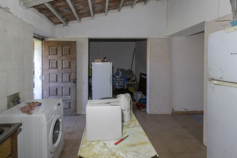 Moradia T3 para Venda em Alcanhões Foto 4