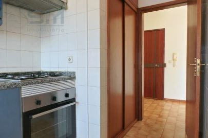 Apartamento T3 para Arrendamento em Cacém e São Marcos