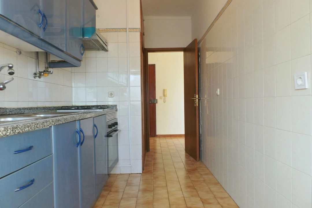 Apartamento T3 para Arrendamento em Cacém e São Marcos Foto 5