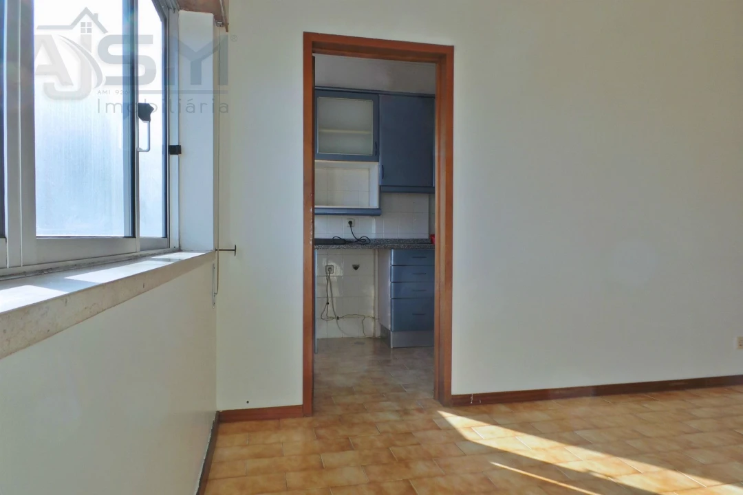 Apartamento T3 para Arrendamento em Cacém e São Marcos Foto 10